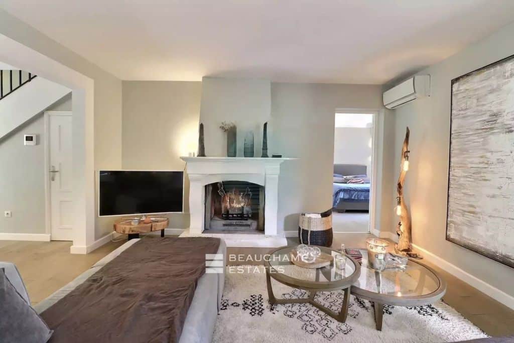 CHARMING BASTIDE – BEAUTIFUL ADDRESS