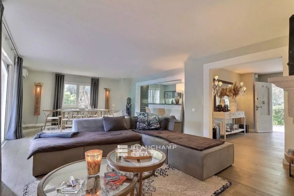 CHARMING BASTIDE – BEAUTIFUL ADDRESS