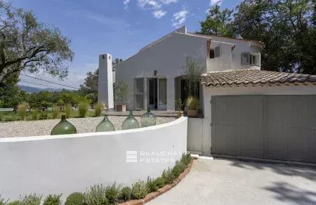 Charming property in a peaceful environment