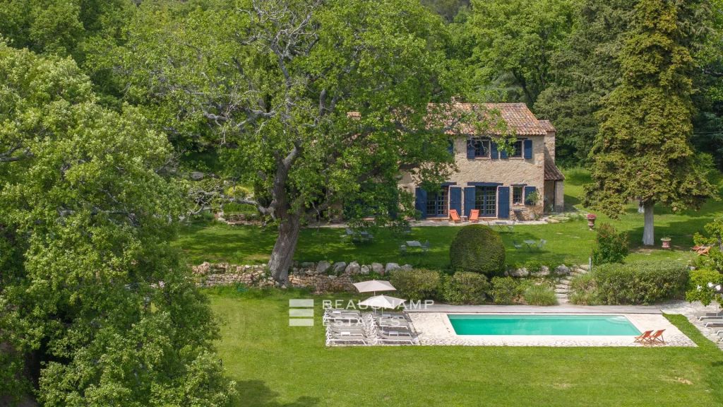 Charming property with outbuildings