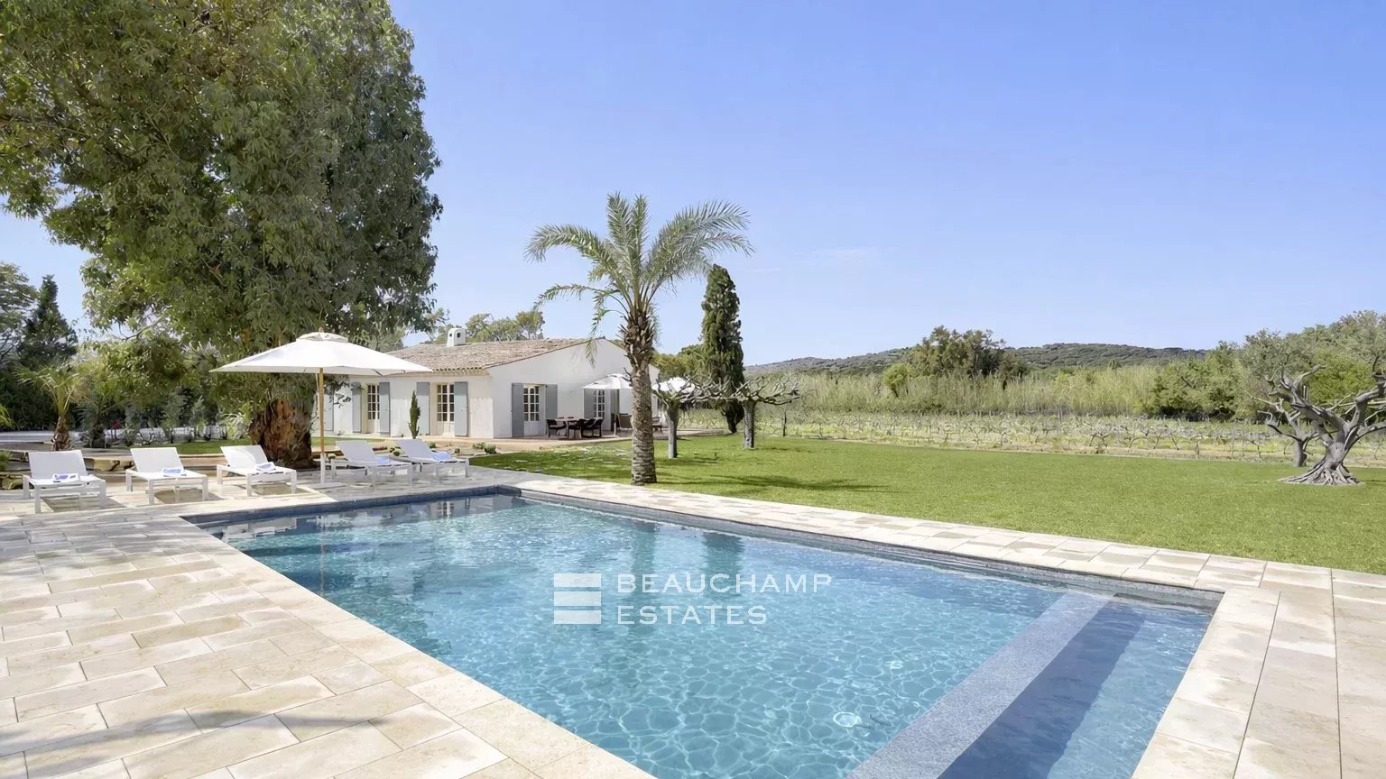 Charming Provençal villa full of character, just moments from Pampelonne Beach Charming Provençal villa full of character, just moments from Pampelonne Beach