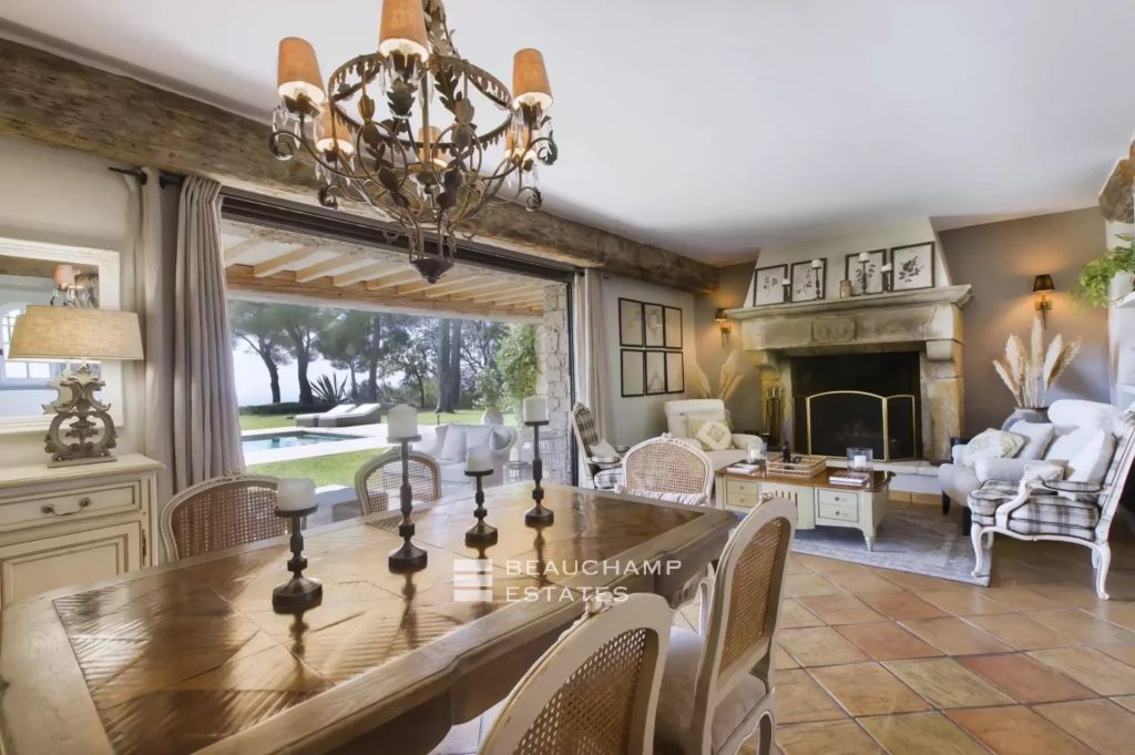 Charming Provencal Villa in Le Cannet with Panoramic Sea View