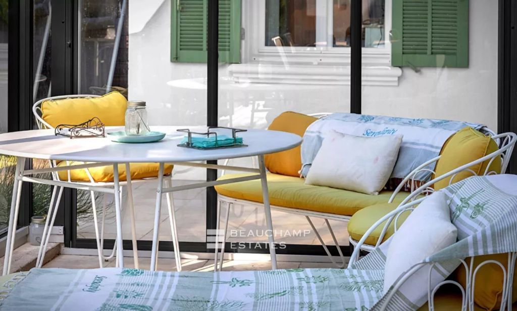 Charming Single-Storey Home in the Heart of La Napoule