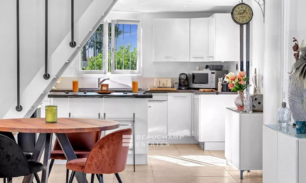 Charming Single-Storey Home in the Heart of La Napoule