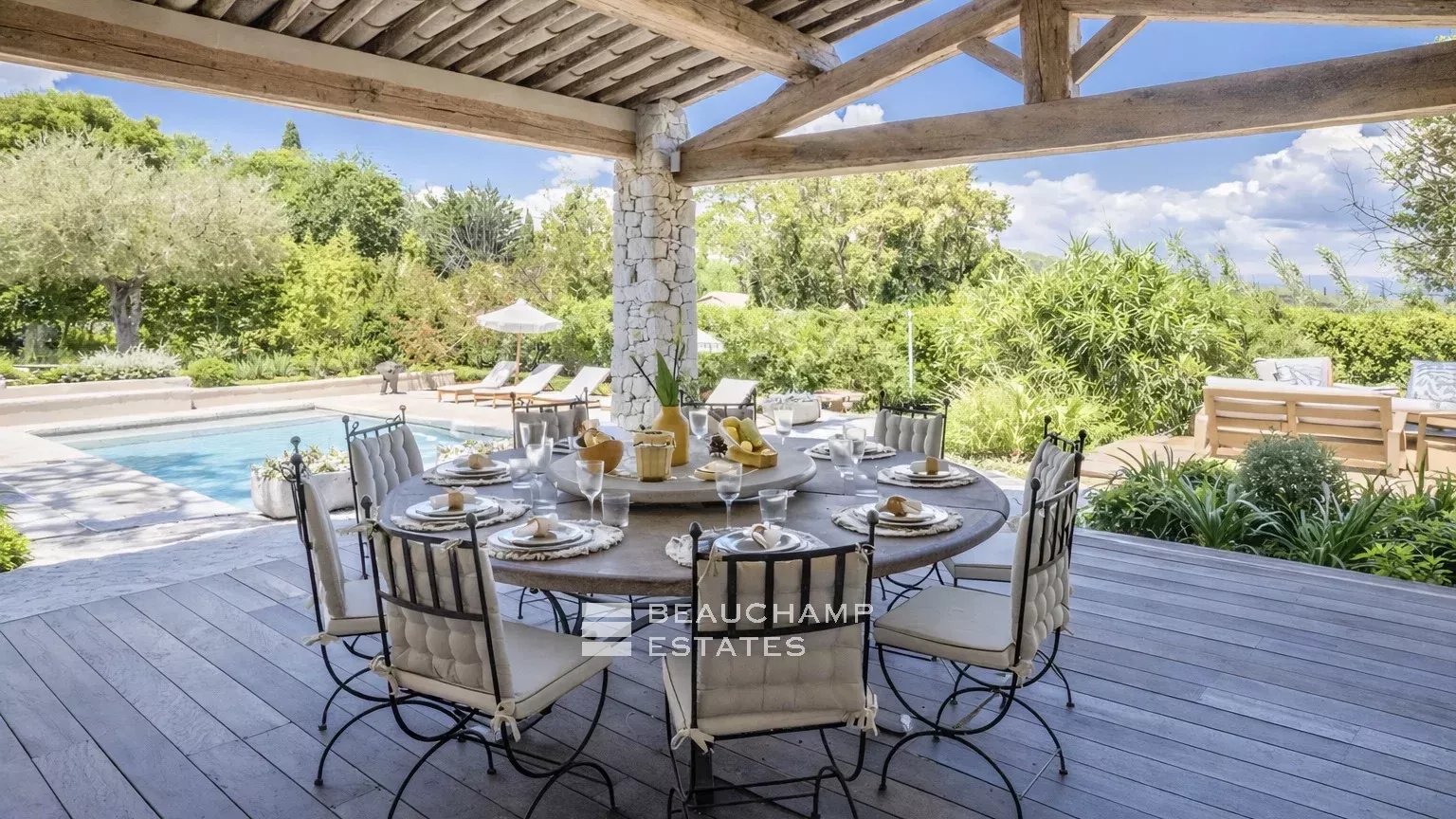Chic neo-Provençal villa just steps from the centre of Saint-Tropez Chic neo-Provençal villa just steps from the centre of Saint-Tropez