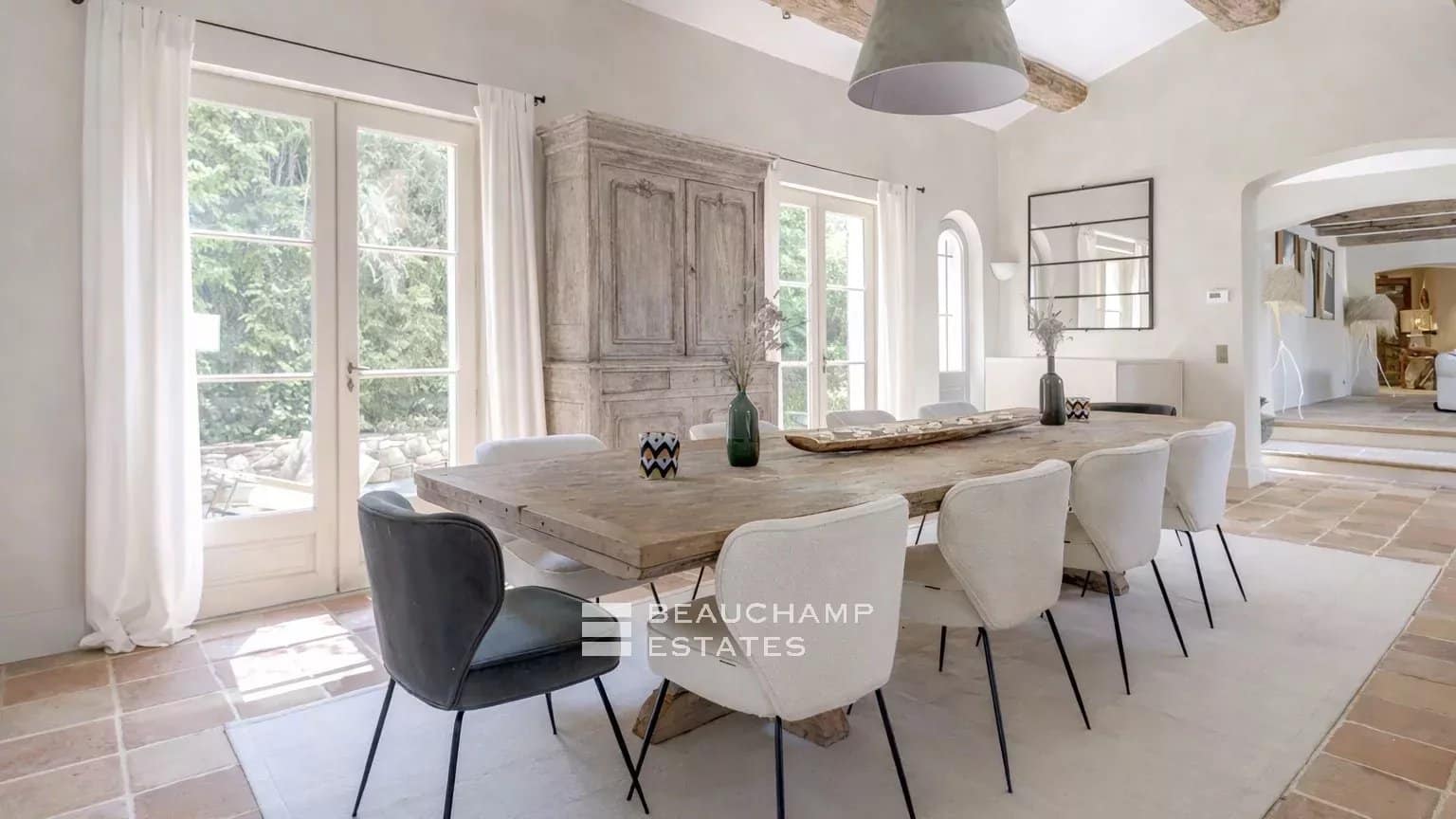 Chic neo-Provençal villa just steps from the centre of Saint-Tropez Chic neo-Provençal villa just steps from the centre of Saint-Tropez