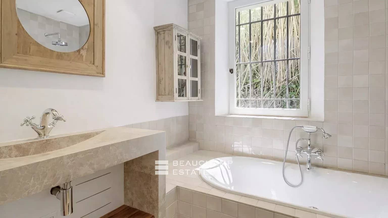 Chic neo-Provençal villa just steps from the centre of Saint-Tropez Chic neo-Provençal villa just steps from the centre of Saint-Tropez