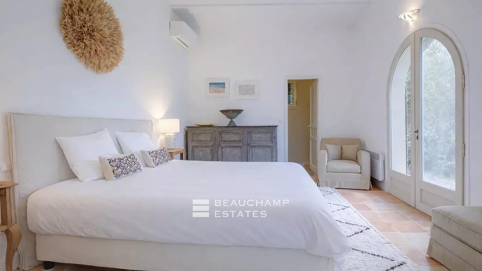 Chic neo-Provençal villa just steps from the centre of Saint-Tropez Chic neo-Provençal villa just steps from the centre of Saint-Tropez