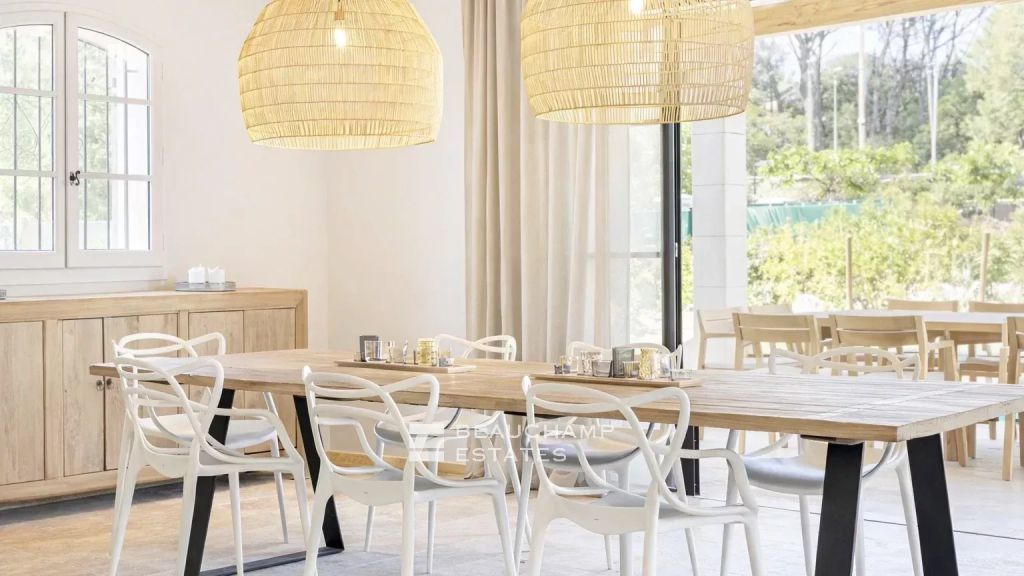 Chic new-build villa just steps from the center of Saint-Tropez and Canoubiers Beach