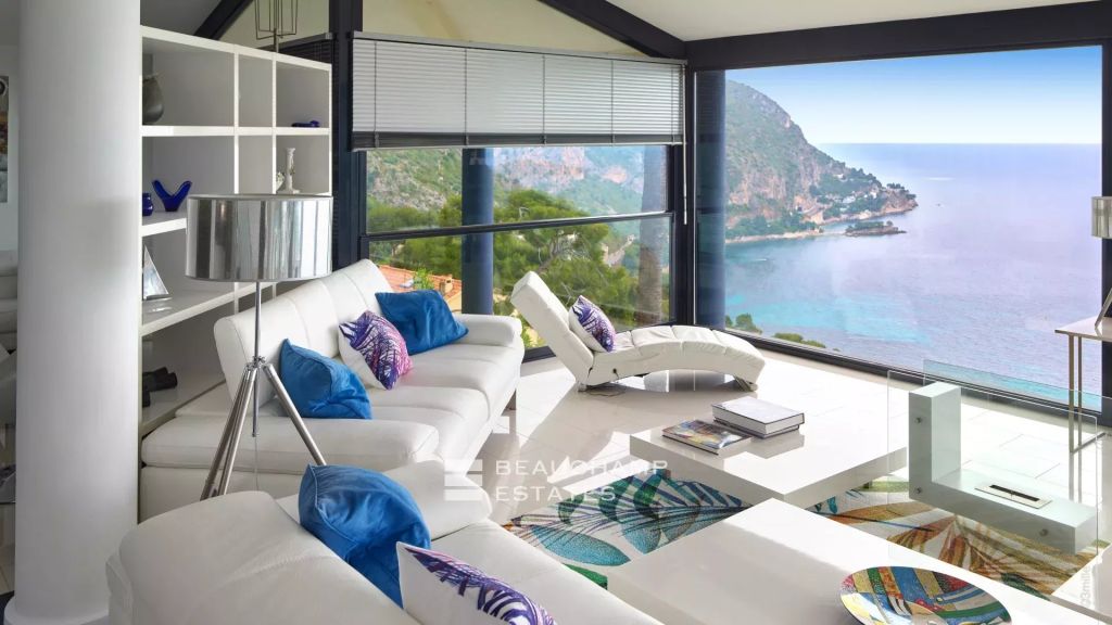 Contemporary 4-bedroom villa with panoramic sea views – Èze