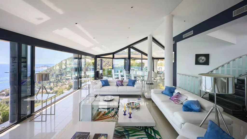 Contemporary 4-bedroom villa with panoramic sea views – Èze