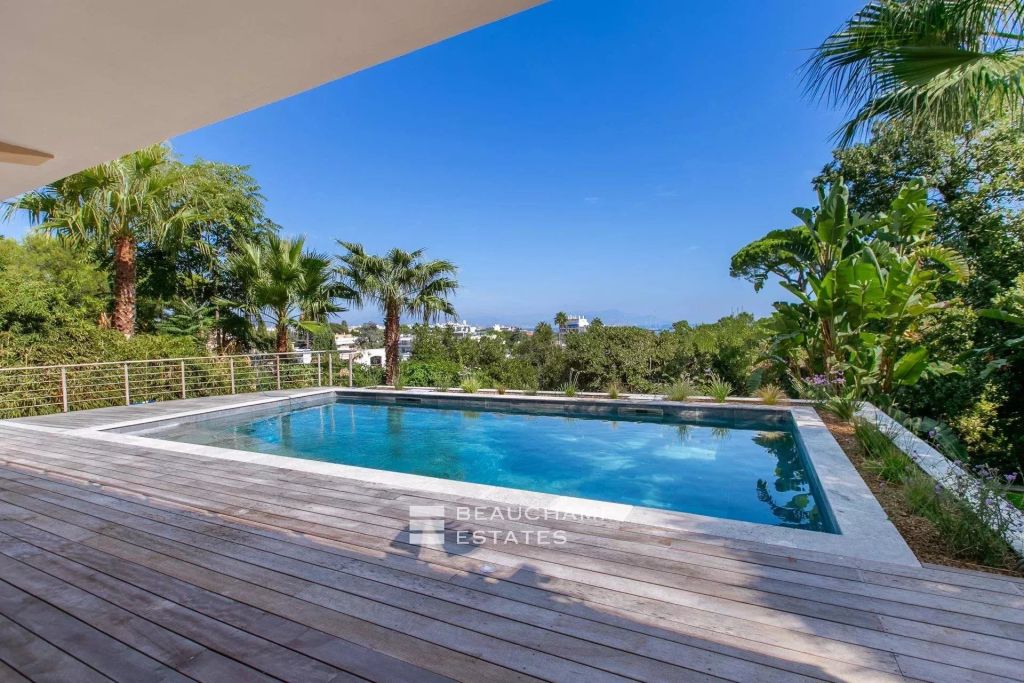 Contemporary 6-Bedroom Villa with Panoramic Sea View – Cap d’Antibes
