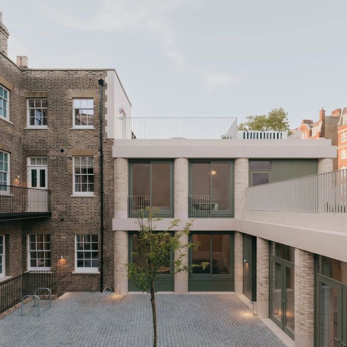 Contemporary Three-Bedroom Apartment with Private Balcony in St John’s Wood