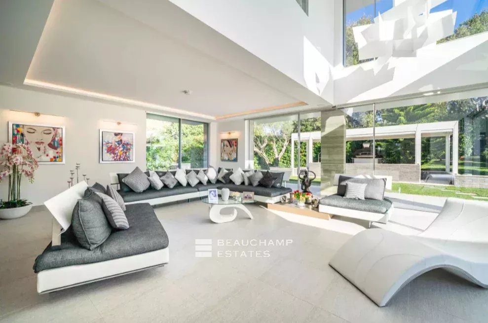 Contemporary Villa in Cap d’Antibes