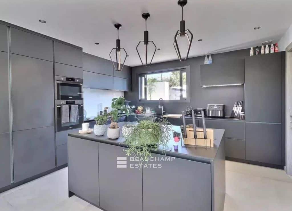 Contemporary Villa – Walking distance to the Village – Valbonne