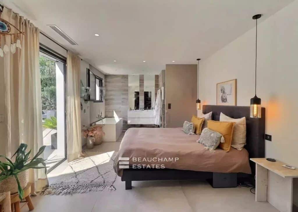 Contemporary Villa – Walking distance to the Village – Valbonne