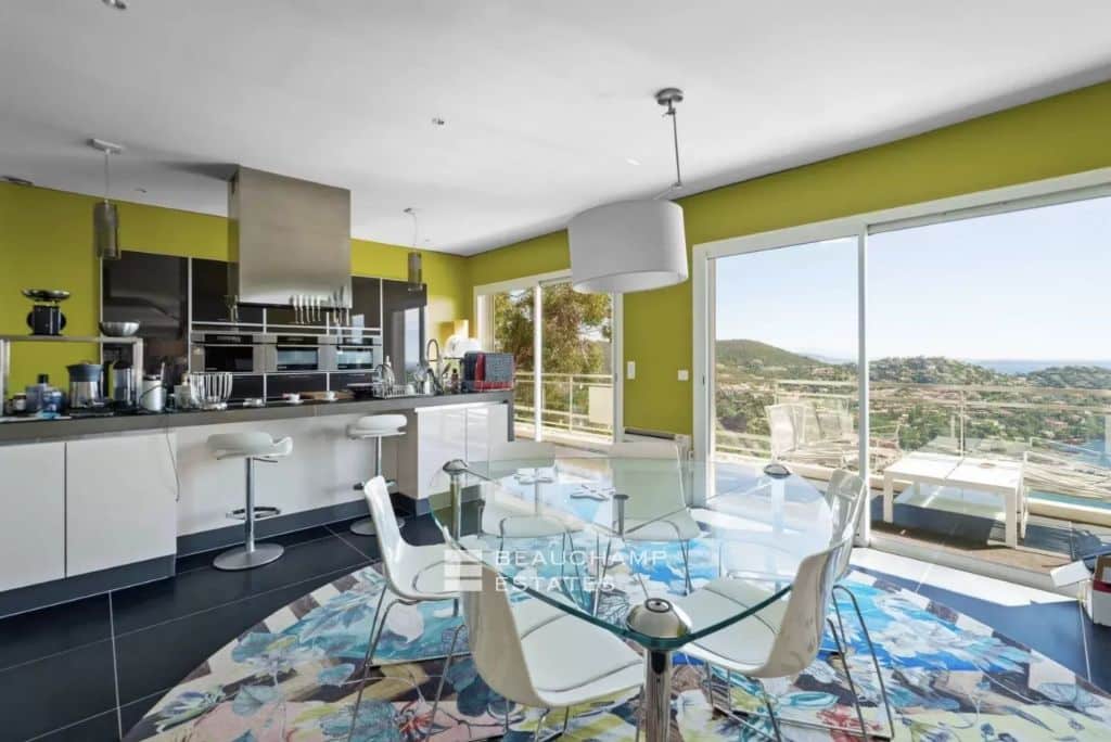 Contemporary Villa with Panoramic Sea Views – Le Trayas