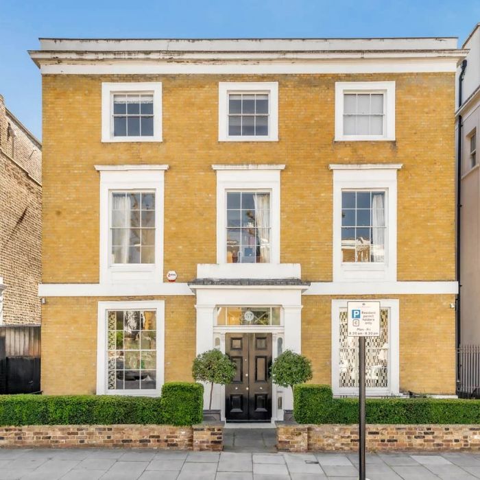 Deatched family home with beautiful garden