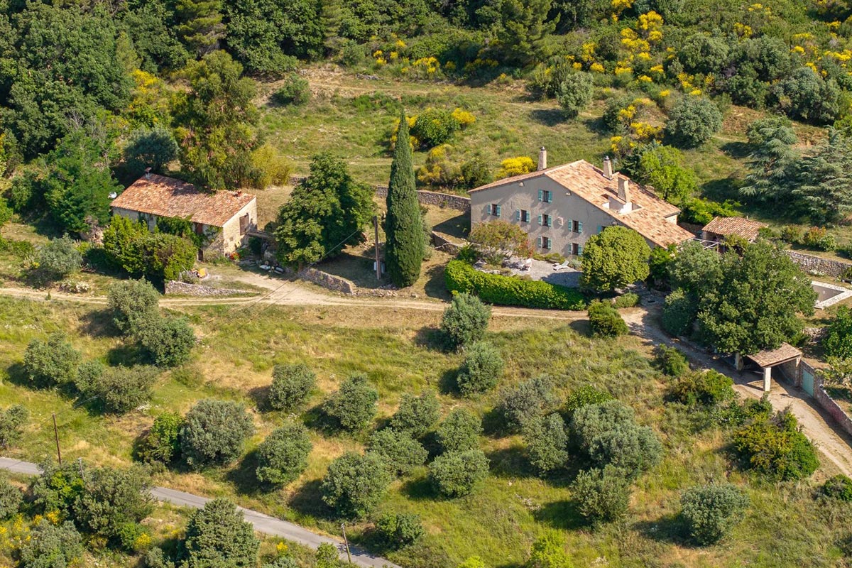 private gate seillans | Beauchamp Estates
