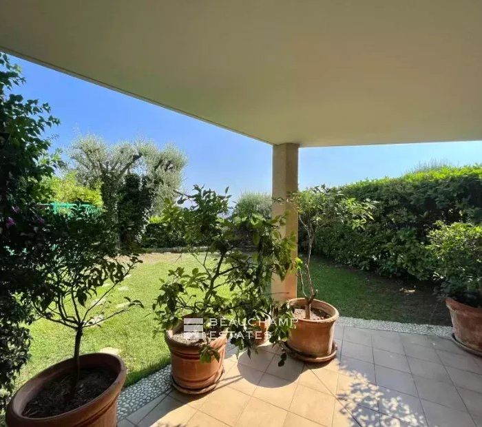 Duplex Apartment in Cap d’Ail