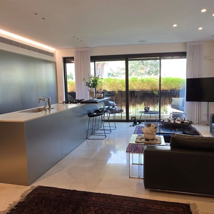 Duplex apartment in central Tel Aviv