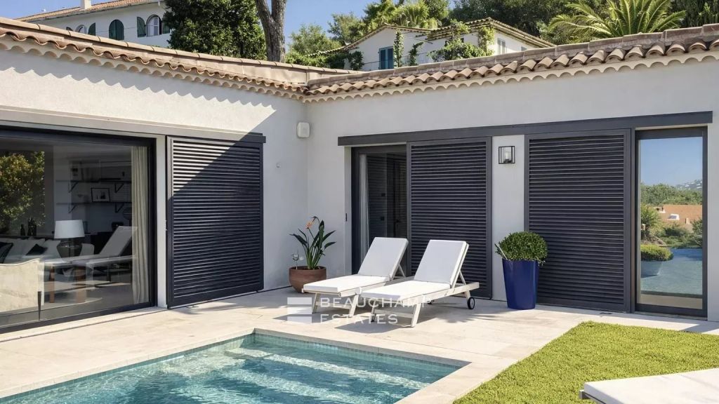 Elegant contemporary villa enjoying views over the village, in the heart of Saint-Tropez
