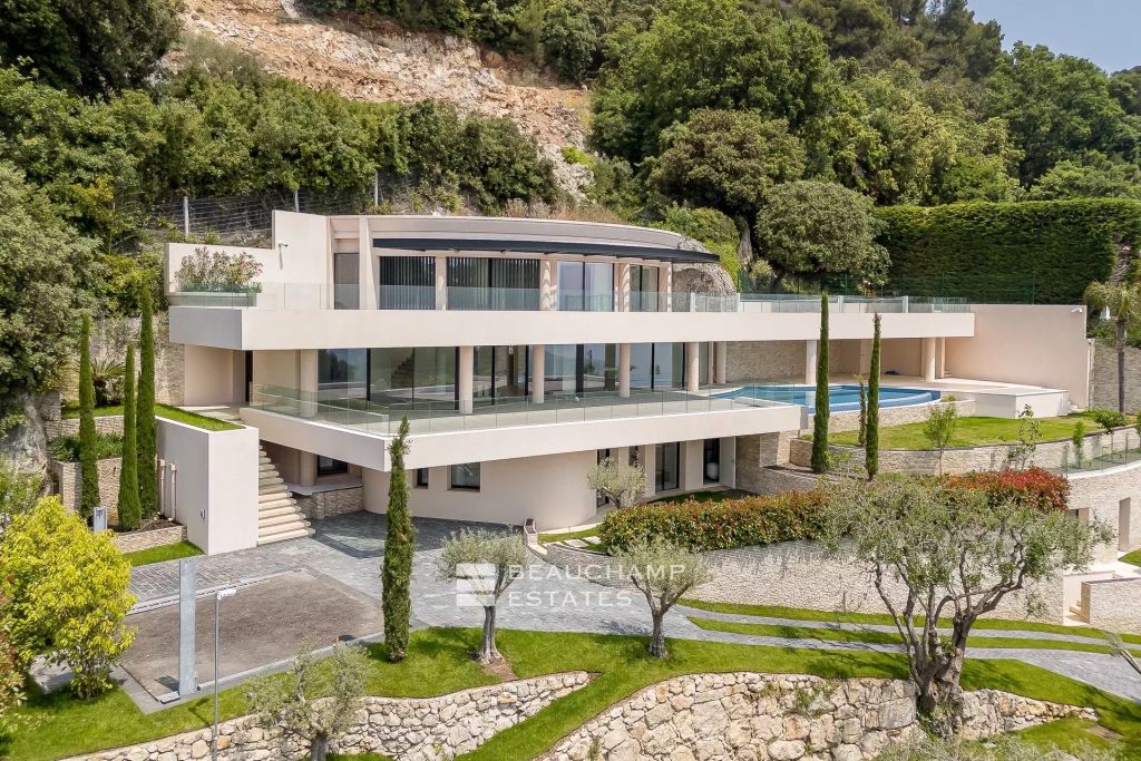 Elegant Contemporary Villa with Panoramic Sea View – Villefranche-sur-Mer – 6 Bedrooms
