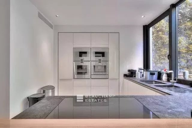 Elegant Contemporary Villa with Panoramic Sea View – Villefranche-sur-Mer – 6 Bedrooms