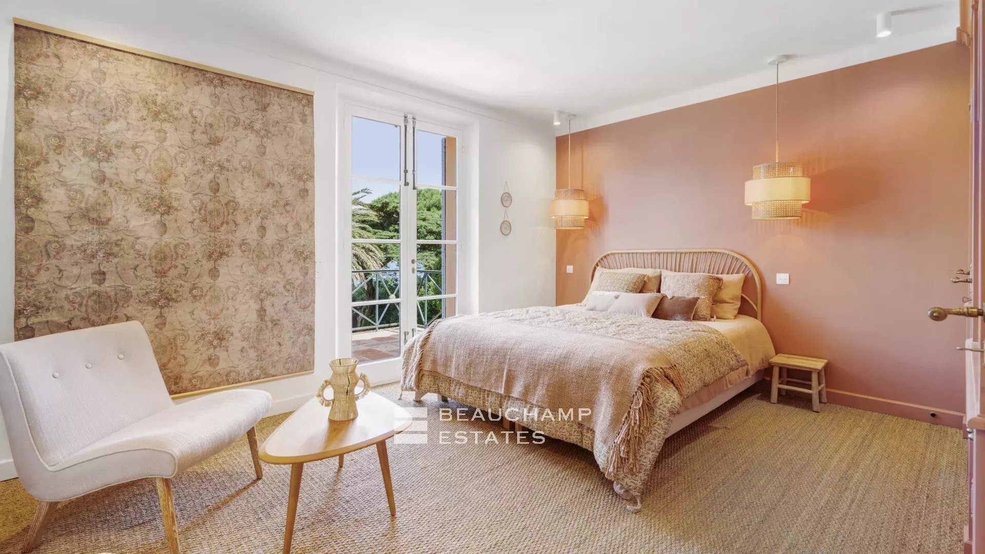 Exceptional Bastide for Rent – Private Domain of Les Graniers in the heart of Saint-Tropez Exceptional Bastide for Rent – Private Domain of Les Graniers in the heart of Saint-Tropez