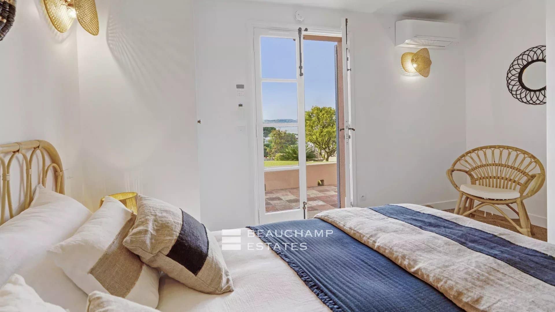 Exceptional Bastide for Rent – Private Domain of Les Graniers in the heart of Saint-Tropez Exceptional Bastide for Rent – Private Domain of Les Graniers in the heart of Saint-Tropez