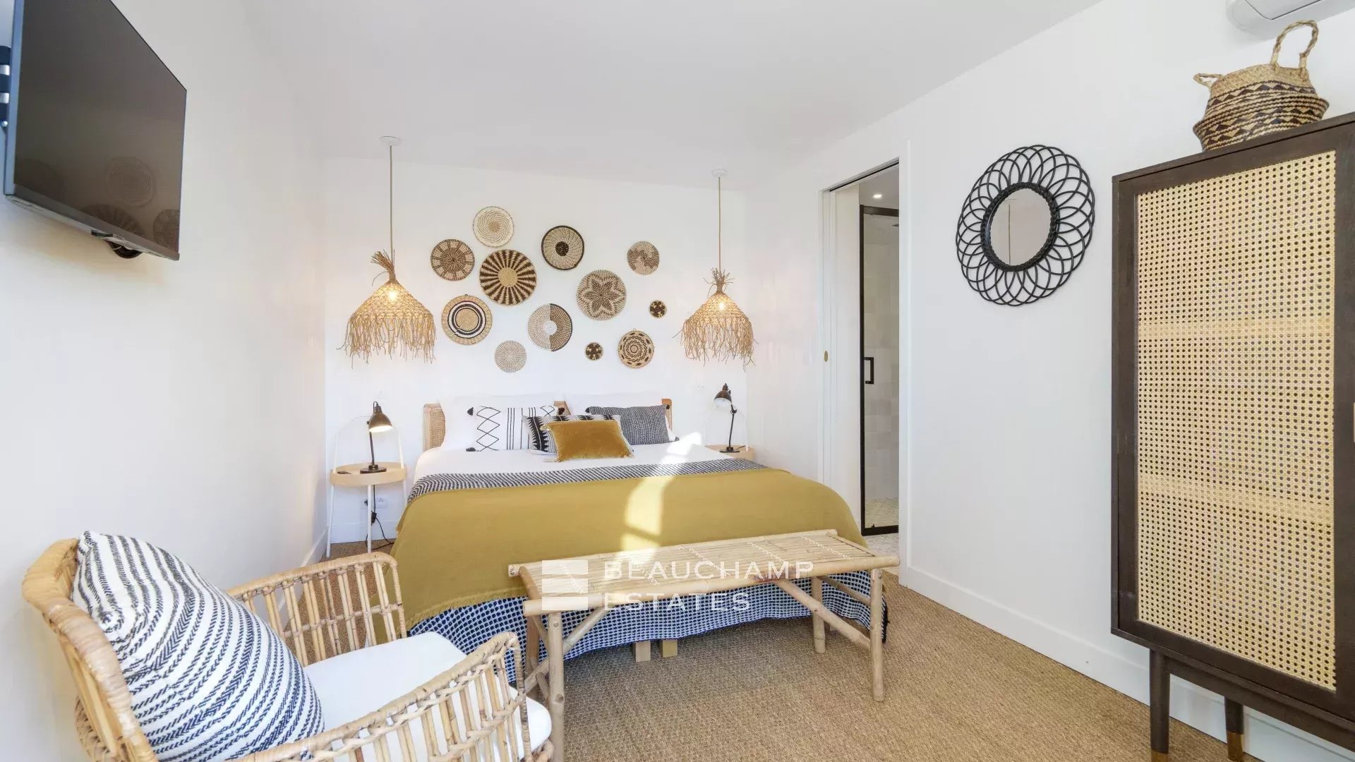 Exceptional Bastide for Rent – Private Domain of Les Graniers in the heart of Saint-Tropez Exceptional Bastide for Rent – Private Domain of Les Graniers in the heart of Saint-Tropez