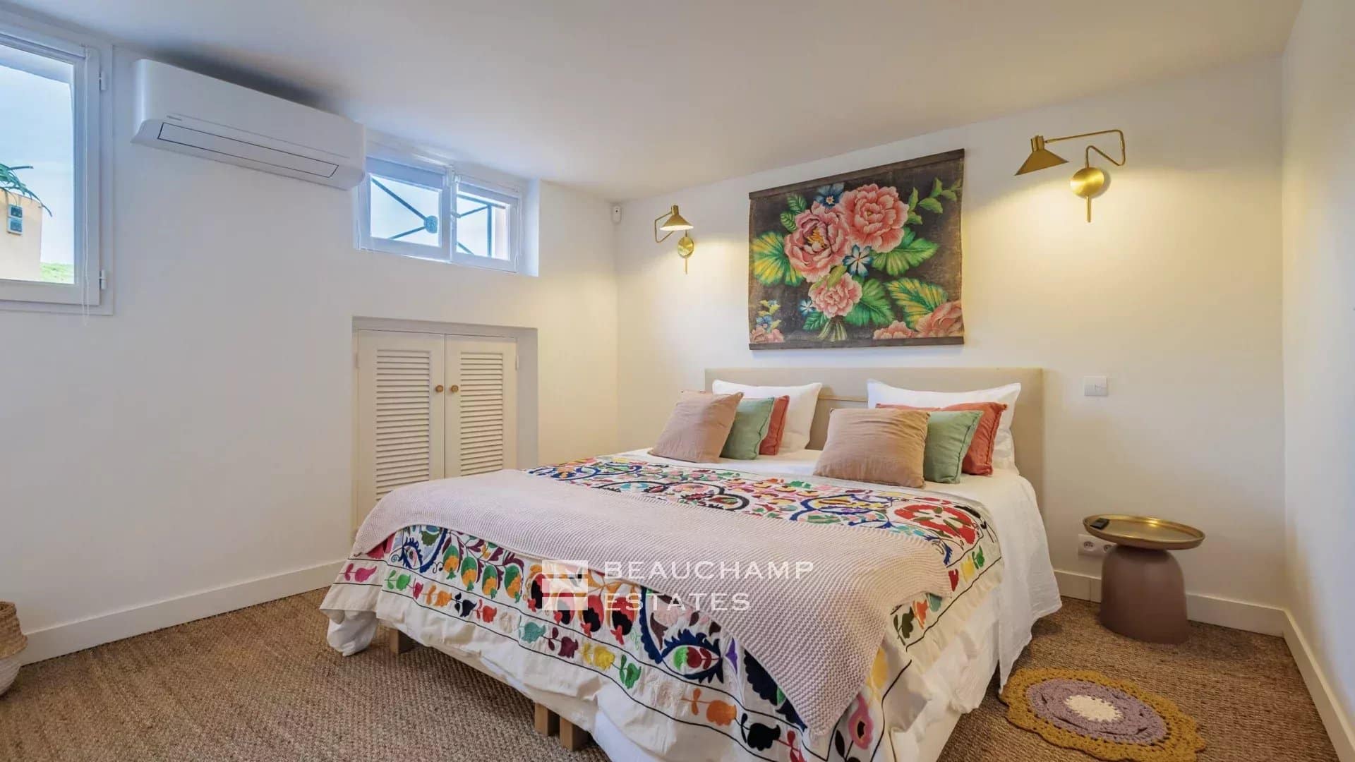 Exceptional Bastide for Rent – Private Domain of Les Graniers in the heart of Saint-Tropez Exceptional Bastide for Rent – Private Domain of Les Graniers in the heart of Saint-Tropez