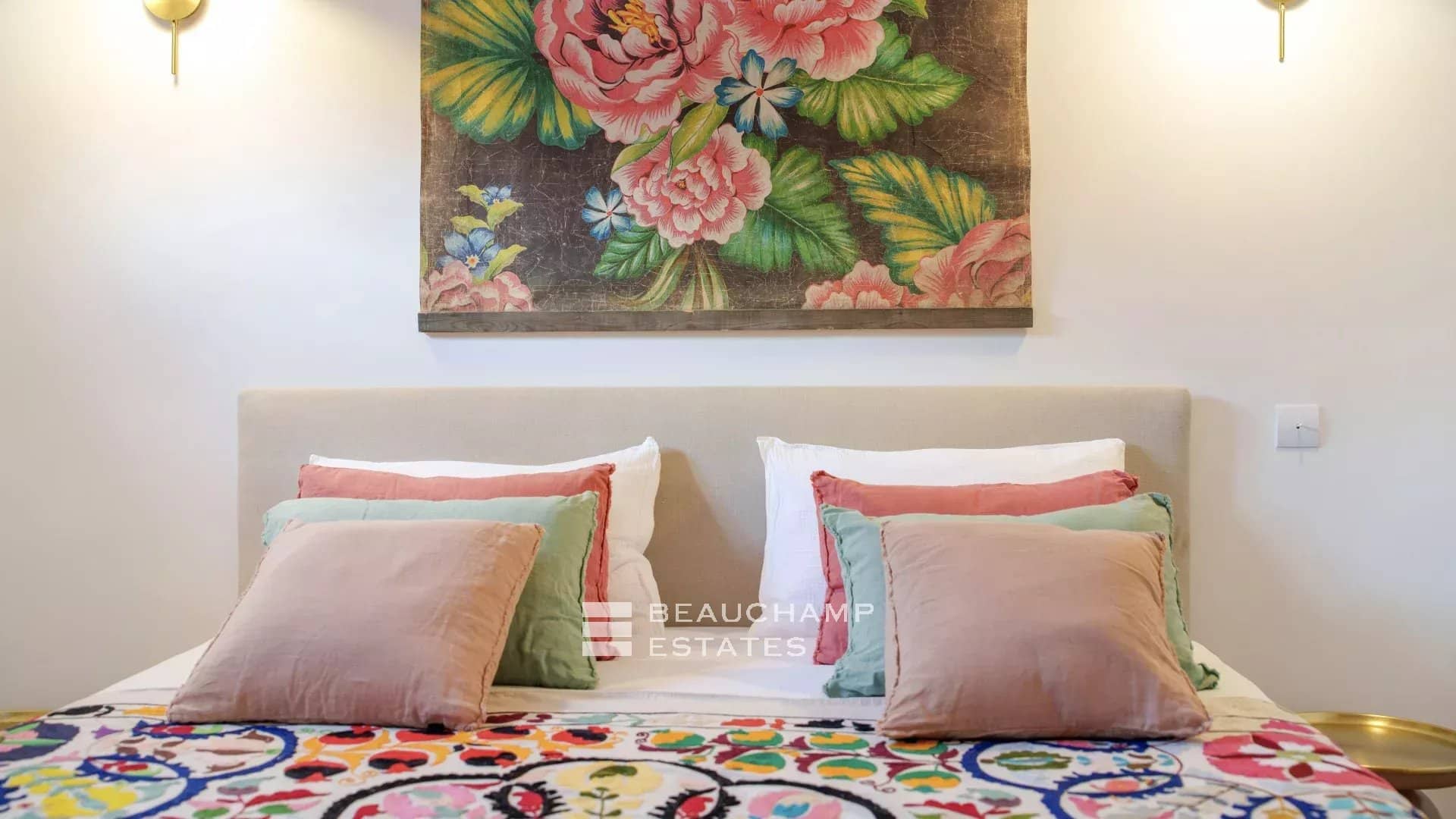 Exceptional Bastide for Rent – Private Domain of Les Graniers in the heart of Saint-Tropez Exceptional Bastide for Rent – Private Domain of Les Graniers in the heart of Saint-Tropez