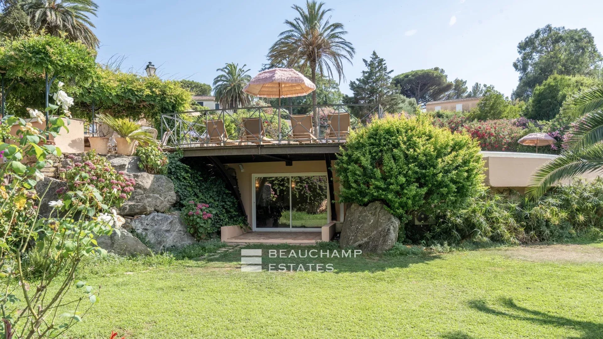 Exceptional Bastide for Rent – Private Domain of Les Graniers in the heart of Saint-Tropez Exceptional Bastide for Rent – Private Domain of Les Graniers in the heart of Saint-Tropez
