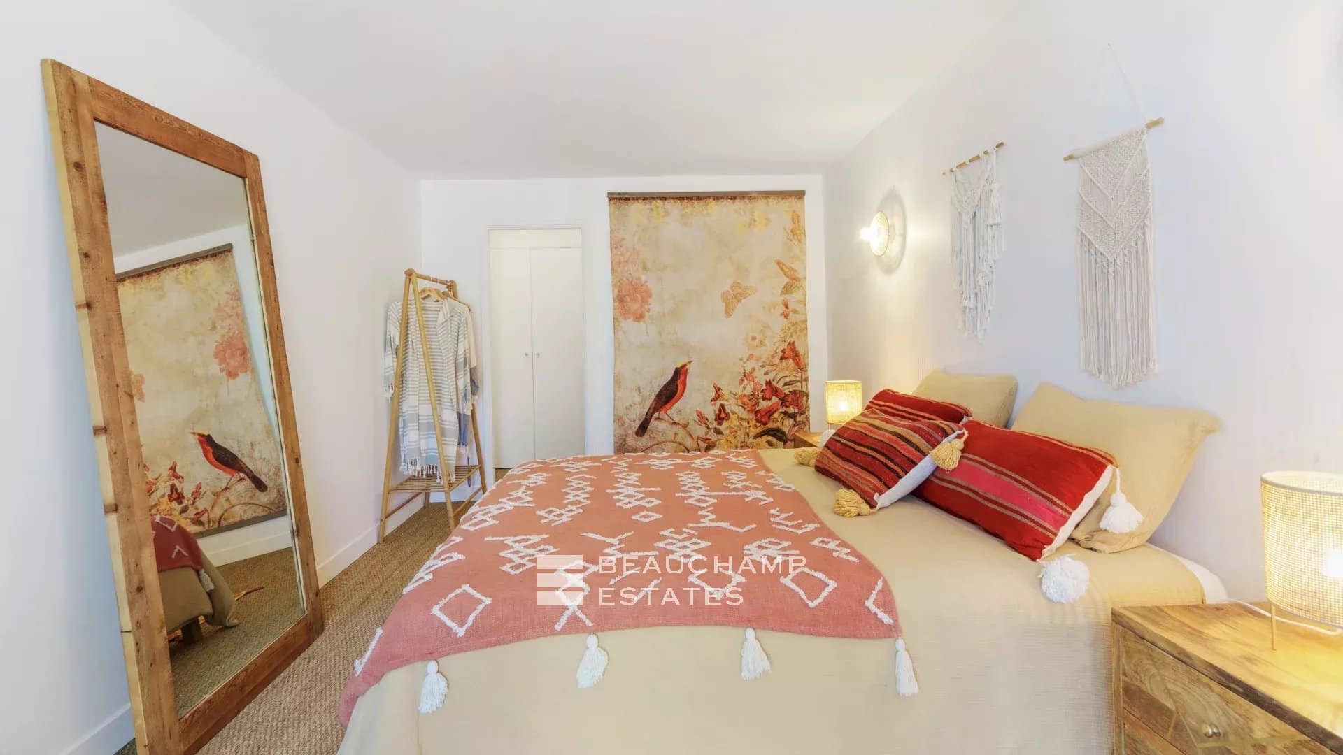 Exceptional Bastide for Rent – Private Domain of Les Graniers in the heart of Saint-Tropez Exceptional Bastide for Rent – Private Domain of Les Graniers in the heart of Saint-Tropez