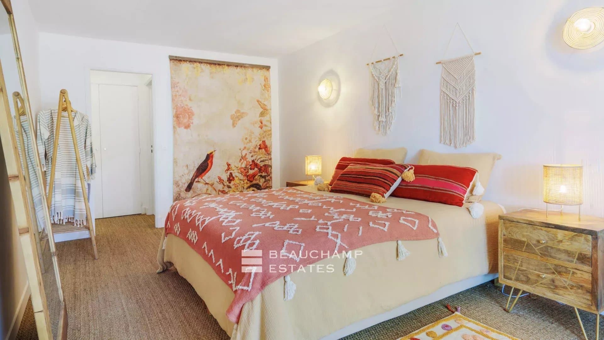 Exceptional Bastide for Rent – Private Domain of Les Graniers in the heart of Saint-Tropez Exceptional Bastide for Rent – Private Domain of Les Graniers in the heart of Saint-Tropez