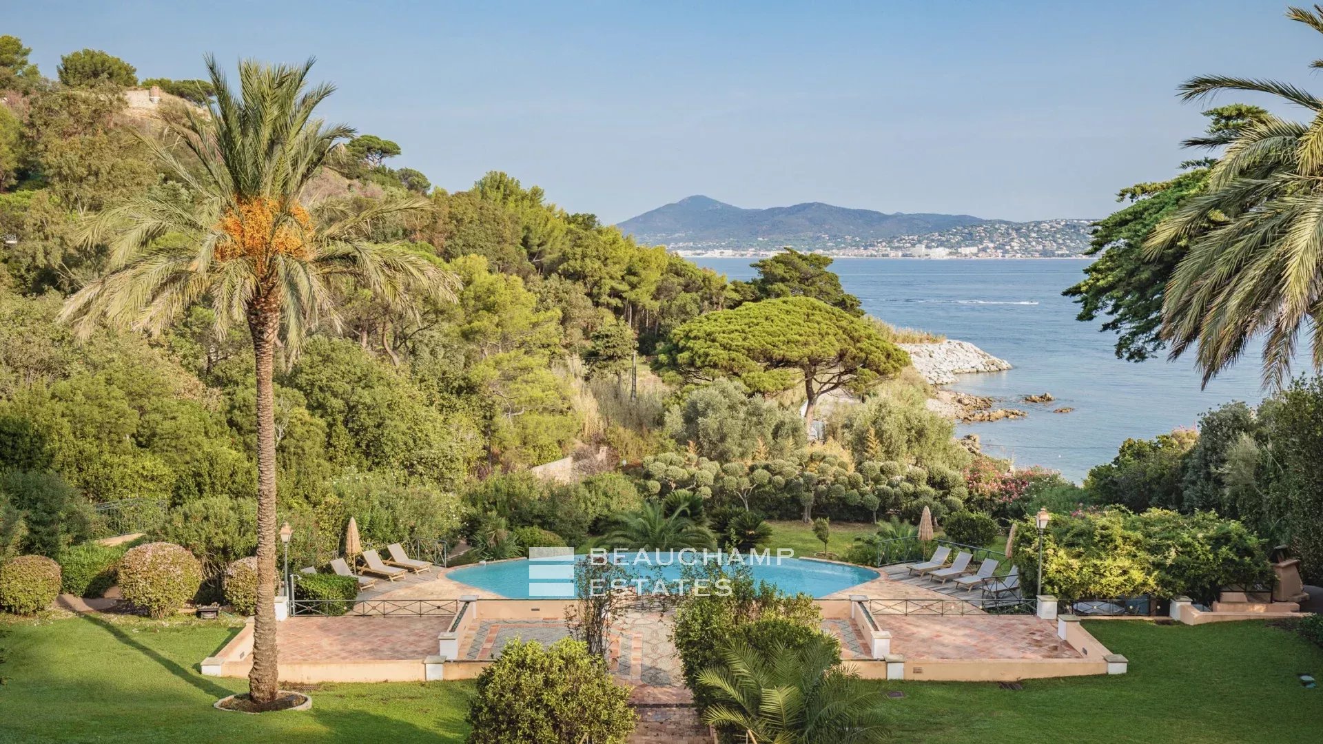 Exceptional Bastide for Rent – Private Domain of Les Graniers in the heart of Saint-Tropez Exceptional Bastide for Rent – Private Domain of Les Graniers in the heart of Saint-Tropez