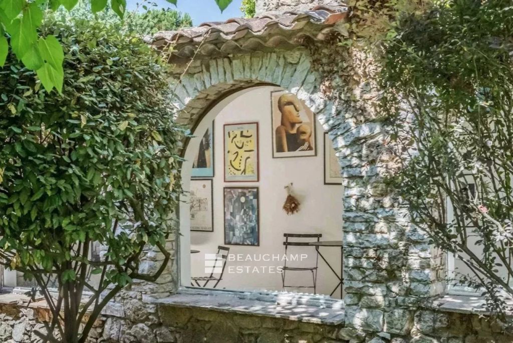 Exceptional character property – Charm, authenticity and serenity