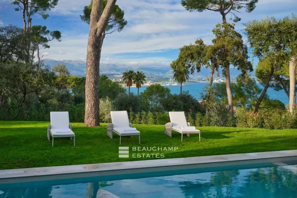 Exceptional Features – New Contemporary Villa, Cap d’Antibes, 4 Bedrooms, Pool & Spa