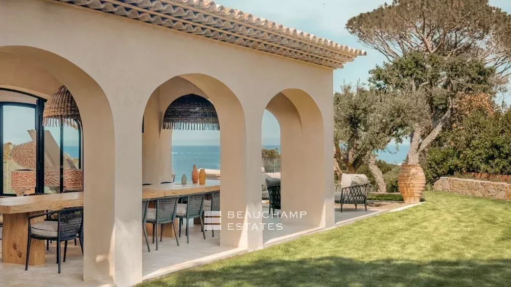 Exceptional luxury  domain in Saint-Tropez near the beach
