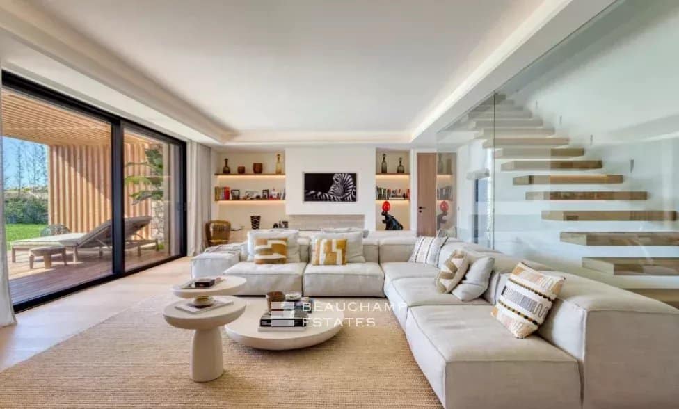 Exceptional New Villa in the Heart of Saint-Tropez