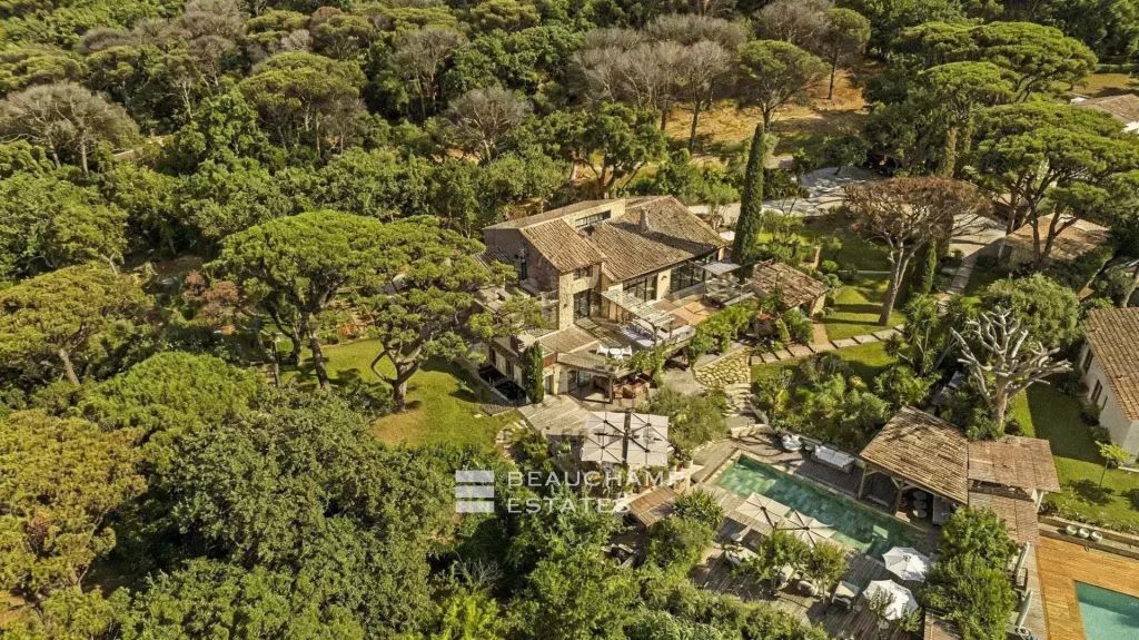 Exceptional Private Estate at the Gateway to Saint-Tropez
