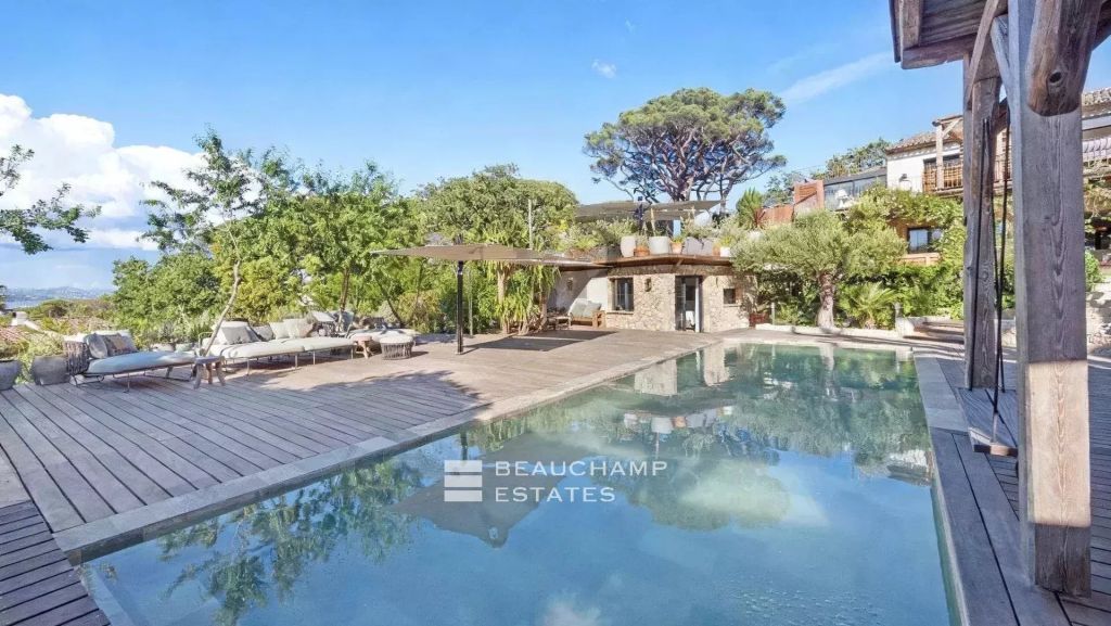 Exceptional Private Estate at the Gateway to Saint-Tropez