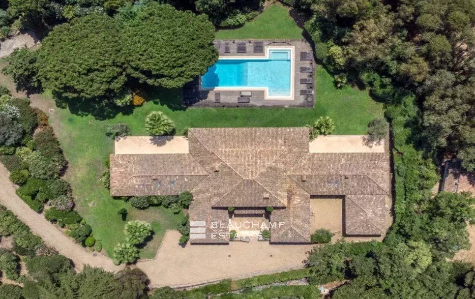 Exceptional Property Near Pampelonne Beach
