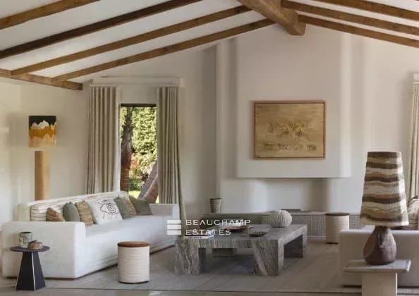 Exceptional Provençal Estate Just 5 Minutes from Saint-Tropez Center