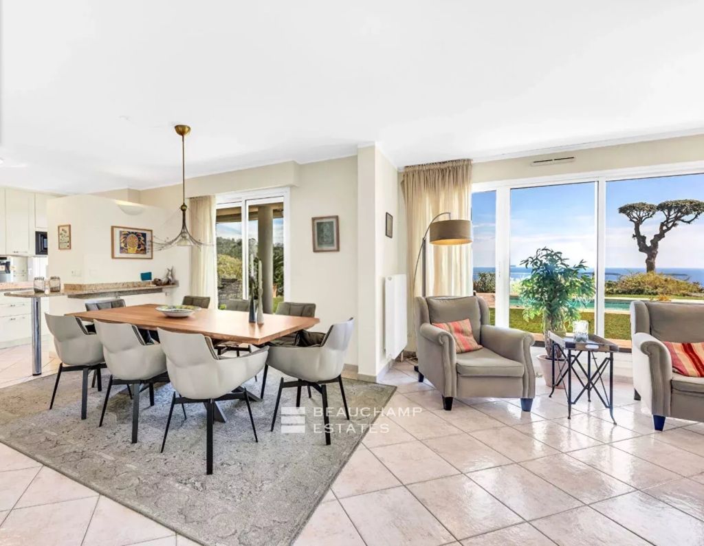 EXCEPTIONAL RESIDENCE WITH BREATHTAKING SEA VIEW