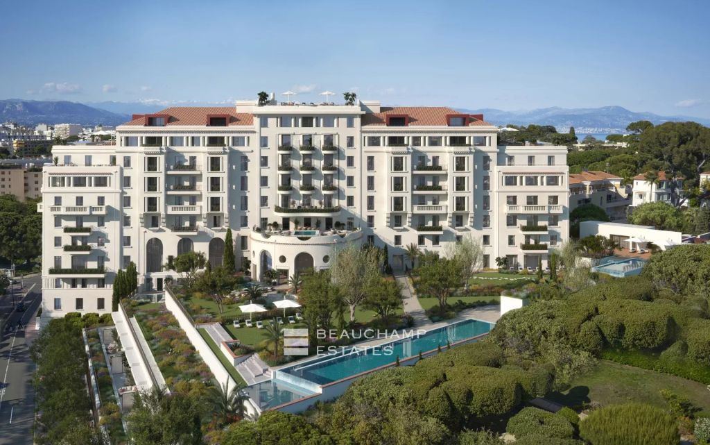 Exceptional sea-view penthouse Le Provençal – Cap d’Antibes