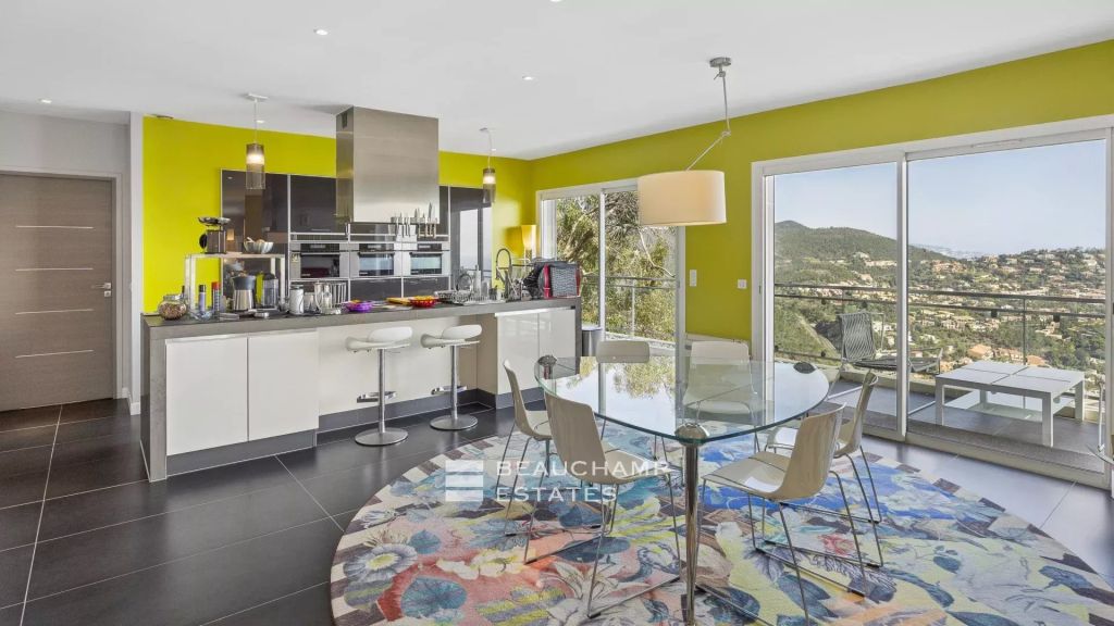 Exclusive – Contemporary 3-Bedroom villa with sea view – Saint-Raphaël
