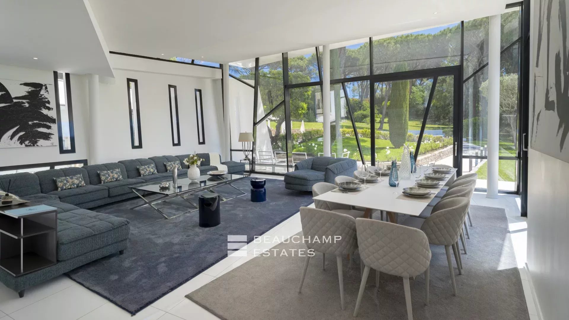 Exclusive luxury domain 8 bedrooms in Cap Tahiti, Pampelonne Exclusive luxury domain 8 bedrooms in Cap Tahiti, Pampelonne