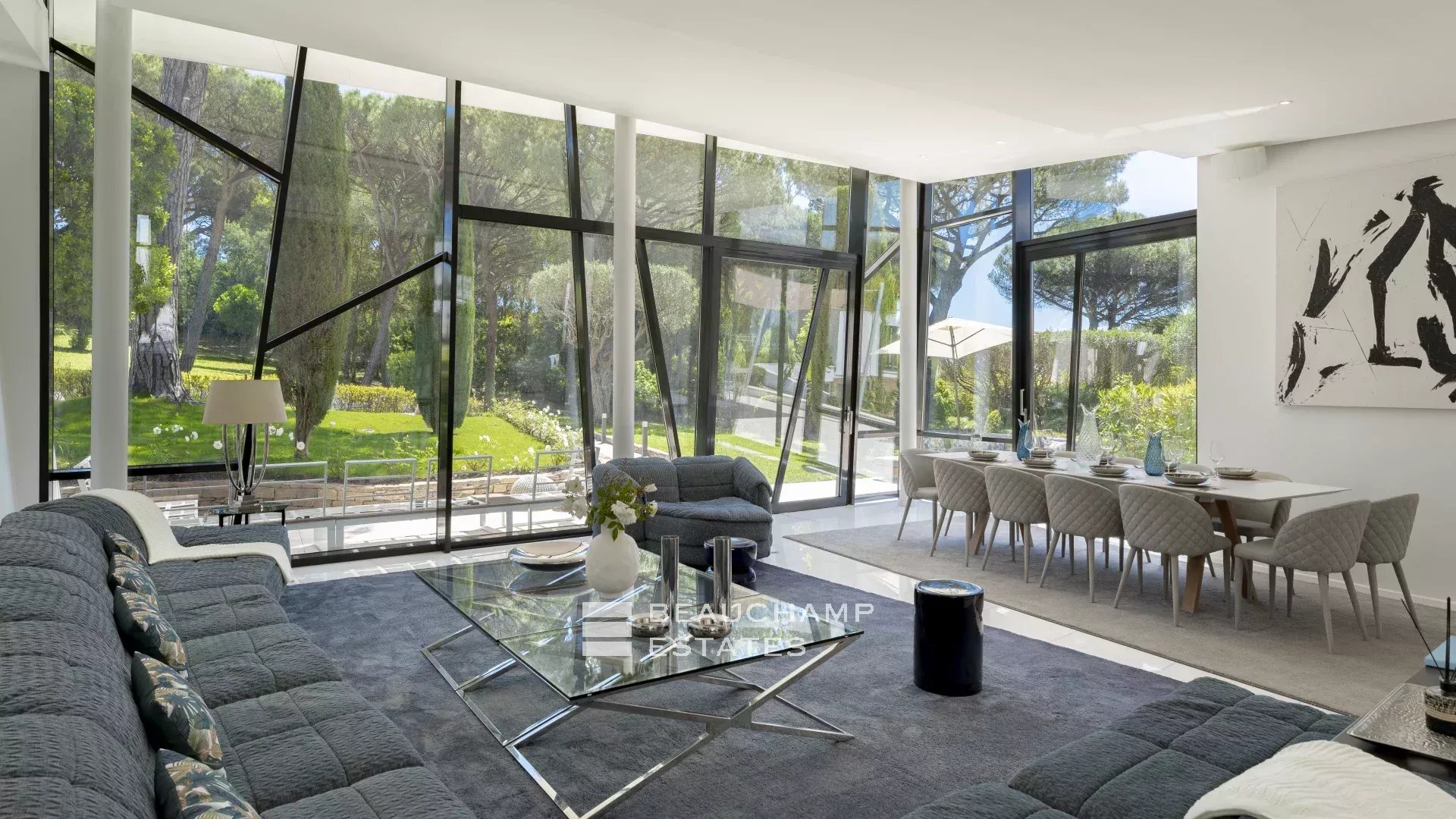 Exclusive luxury domain 8 bedrooms in Cap Tahiti, Pampelonne Exclusive luxury domain 8 bedrooms in Cap Tahiti, Pampelonne